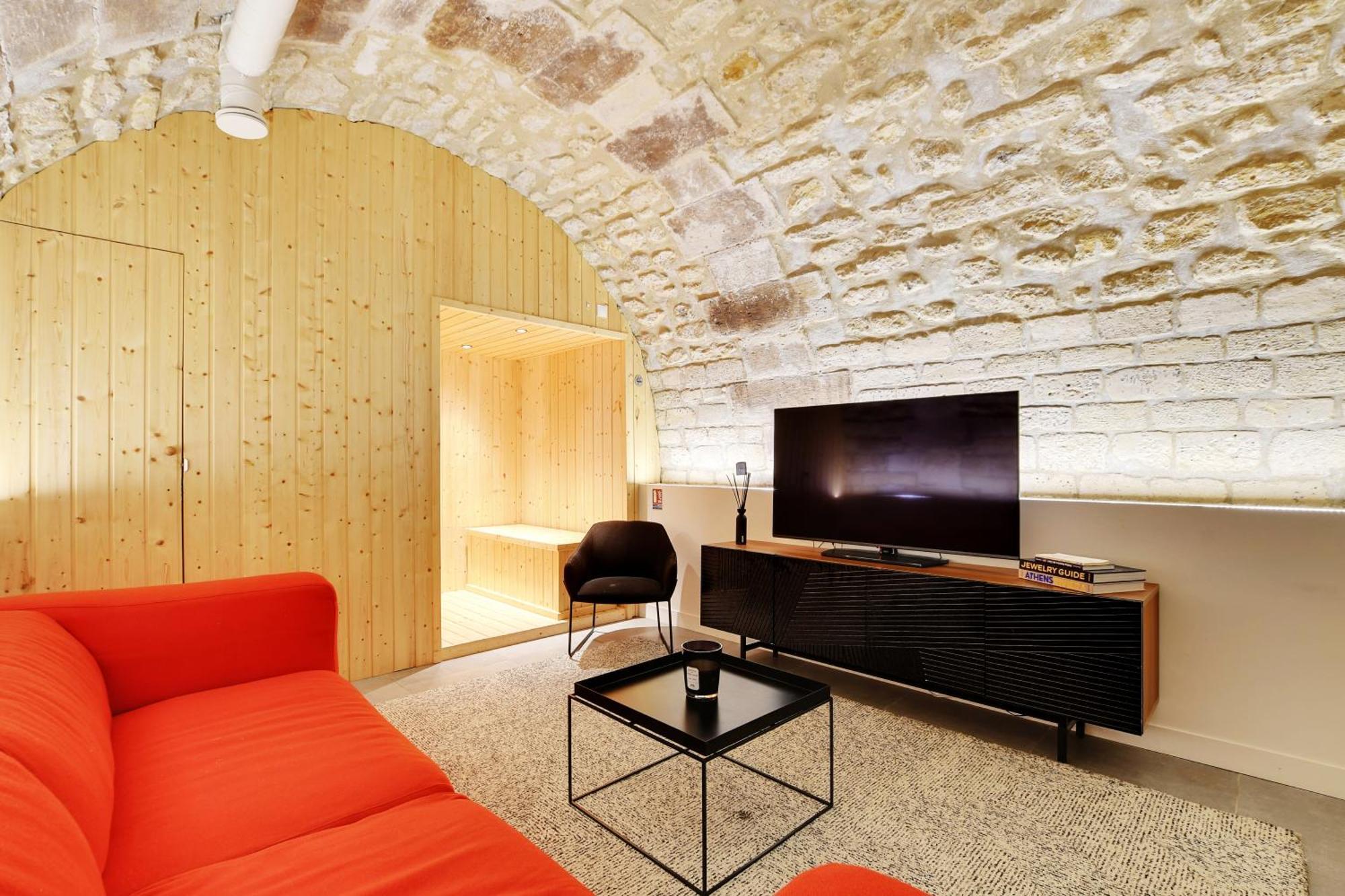 Appartement Sereners In Place Des Vosges - Rue De Birague